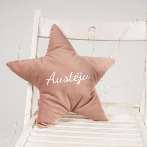 Aksominė vaikiška pagalvė su norimu užrašu (žvaigždė)